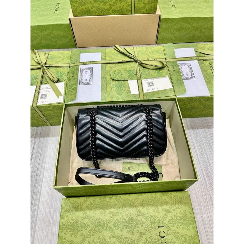 Gucci Gucci Marmont Chain Mini Bag BG02221
