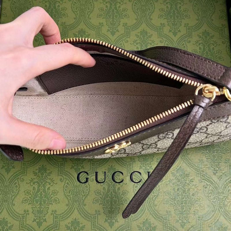 Gucci Underarm Bag BG02251