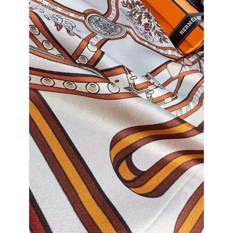 Hermes Muberry Silk Scarf SS001111