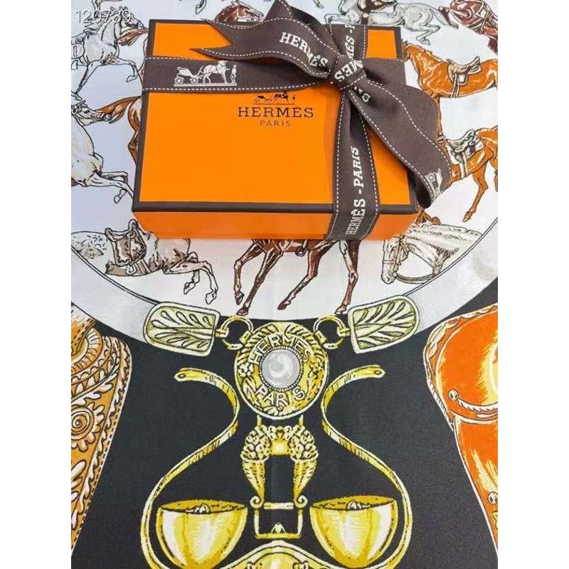 Hermes Muberry Silk Scarf SS001115
