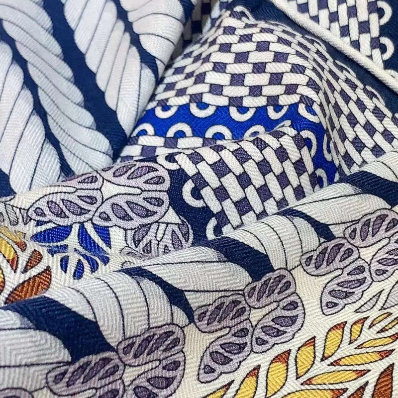 Hermes Muberry Silk and Cashmere Scarf SS001102