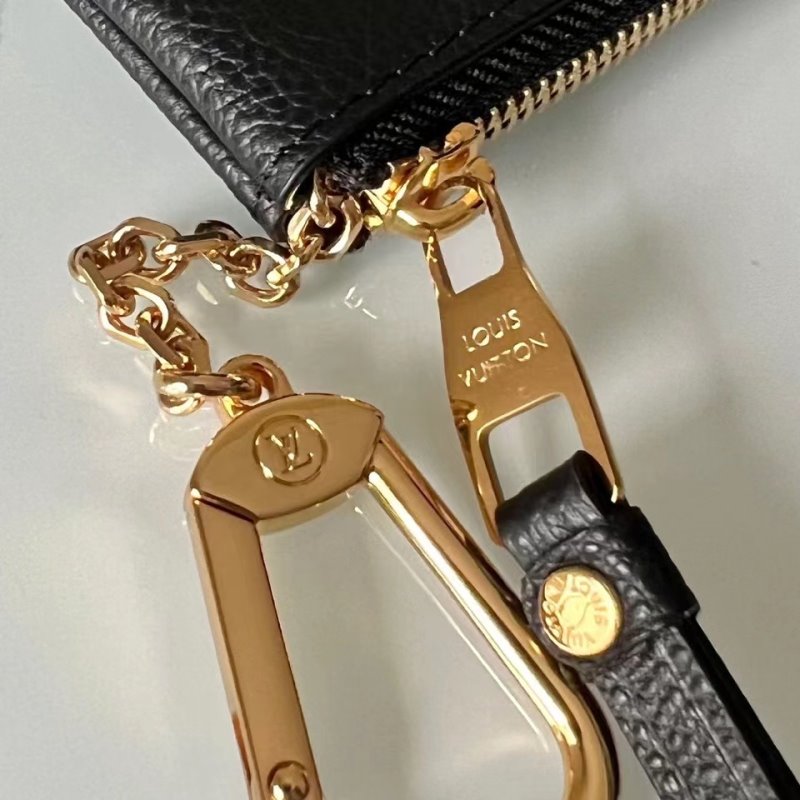 Louis Vuitton Black Zippy Wallet WLB01279