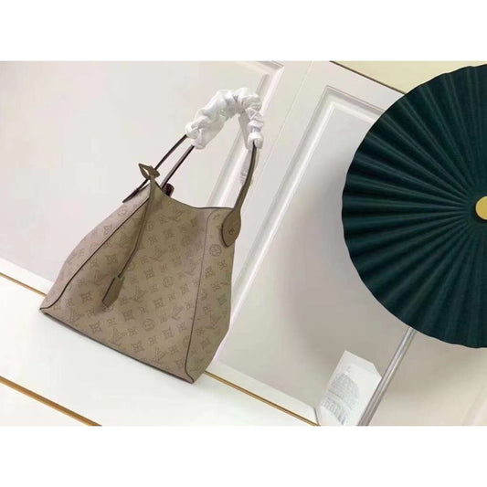 Louis Vuitton Hina Hand Bag BGMP1320
