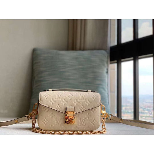 Louis Vuitton Metis Hand Bag BGMP1603