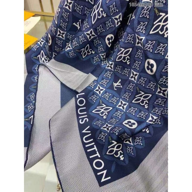 Louis Vuitton Silk Scarf SS006059