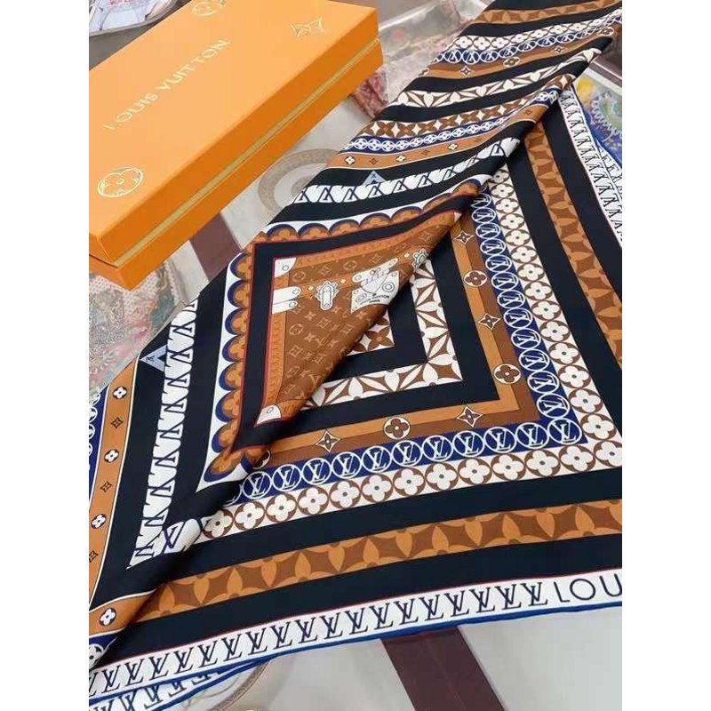 Louis Vuitton Silk Square Scarf SS006028