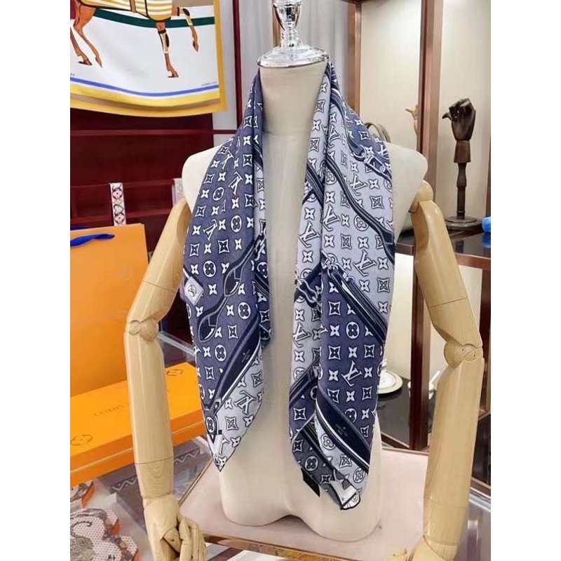 Louis Vuitton Twill Silk Square Scarf SS006045