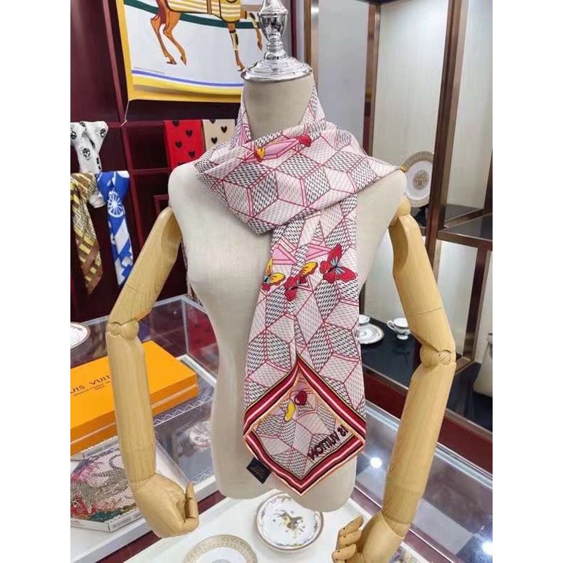 Louis Vuitton Twill Silk Square Scarf SS006081