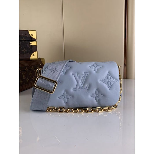 Louis Vuitton Walleton Strap Hand Bag BLV00830