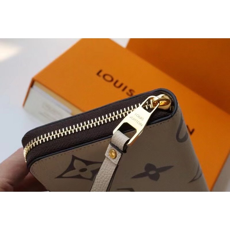 Louis Vuitton Zippy Wallet BLV00821