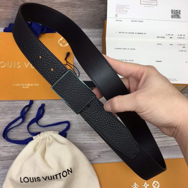 Louis Vuitton Classic Belt WB001032