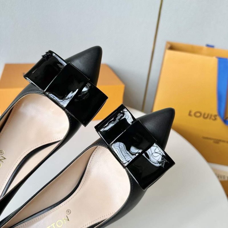 Louis Vuitton Heeled Pointed Toe Shoes  SH00116