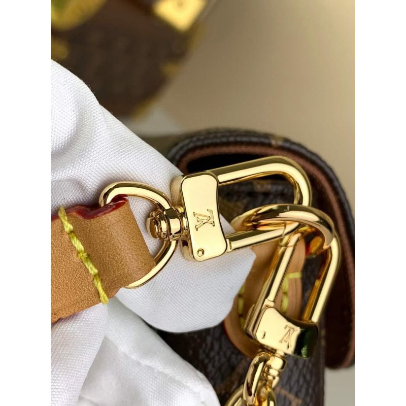 Louis Vuitton Ivywoc Hand Bag BG02024