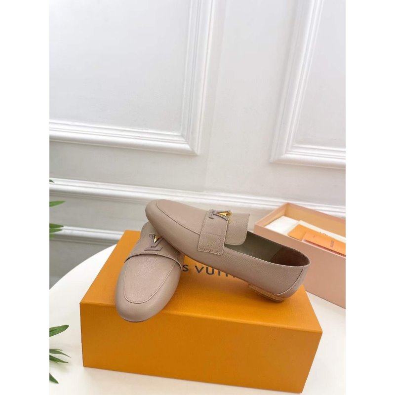 Louis Vuitton Loafers SH00043