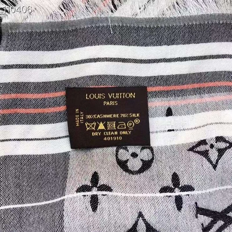 Louis Vuitton Muberry Silk Scarf SS001308