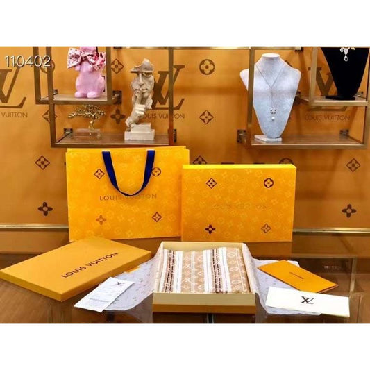 Louis Vuitton Muberry Silk Scarf SS001309