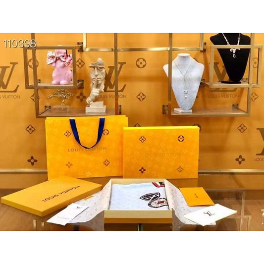 Louis Vuitton Muberry Silk Scarf SS001311