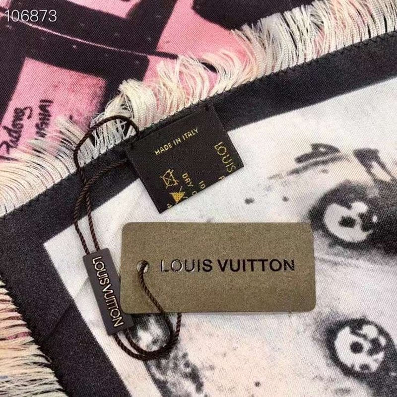 Louis Vuitton Muberry Silk Scarf SS001312