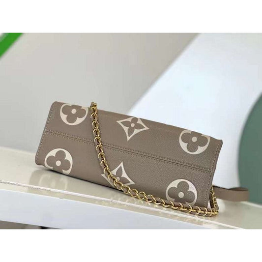 Louis Vuitton Onthego Hand Bag BG02042