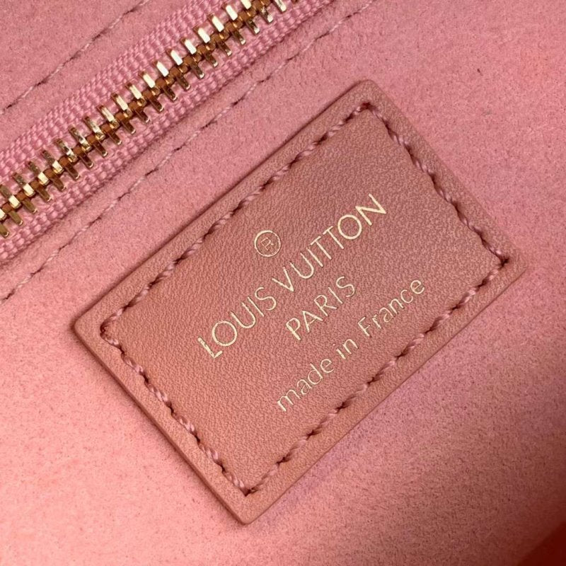 Louis Vuitton Petite Malle Souple Hand Bag BG02018