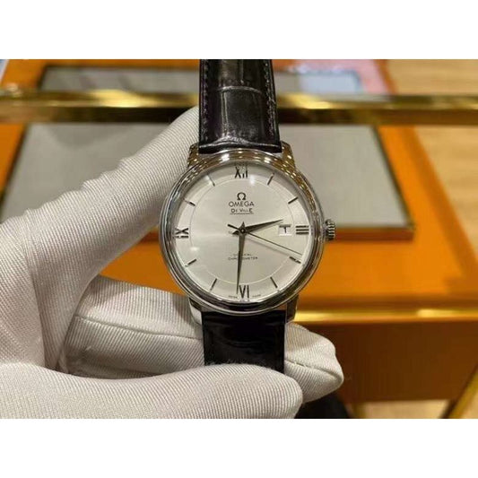 Omega Butterfly Series Wrist Watch WAT02294