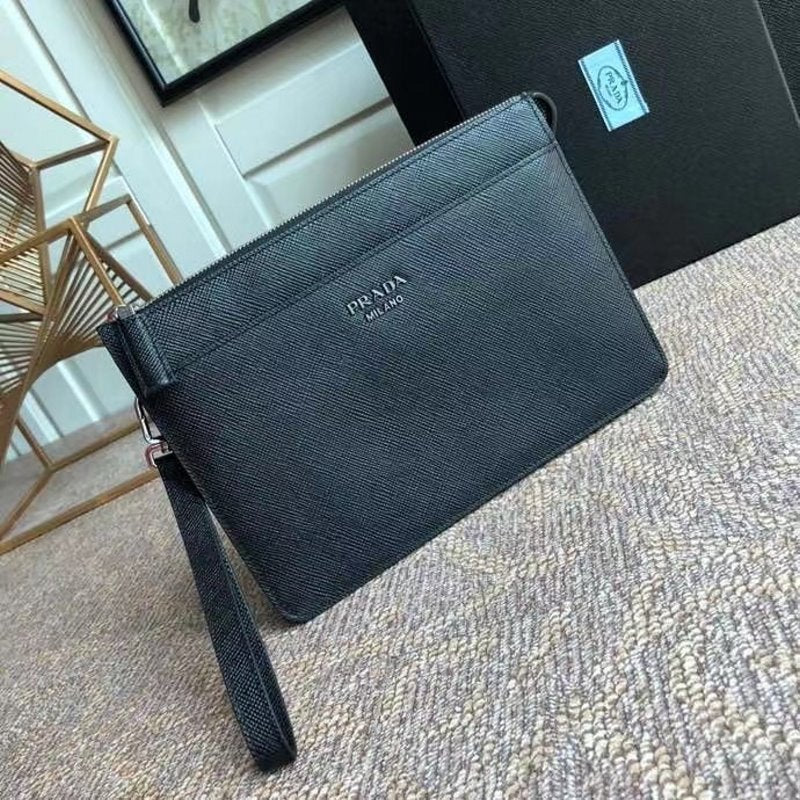 Prada Black Saffiano Leather Wallet  WLB01293