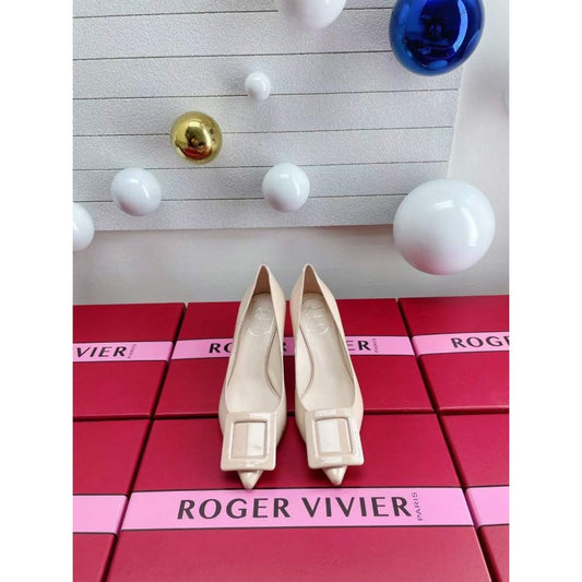 Roger Vivier Pointed Heel Sandals SHS05585