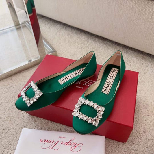 Roger Vivier Diamond Button Heeled Shoes SH00209