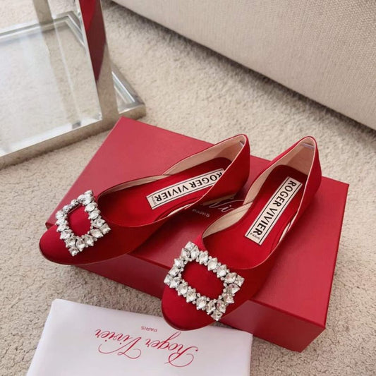 Roger Vivier Diamond Button Heeled Shoes SH00210