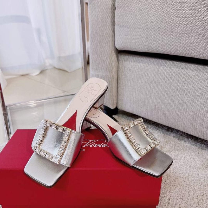 Square Button Mueller Shoes SH00131