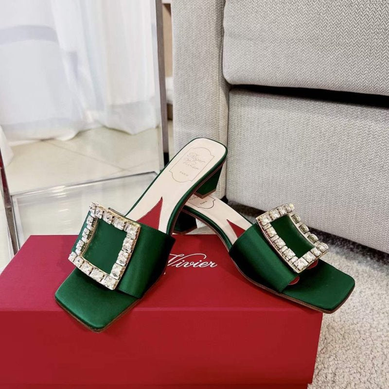Square Button Mueller Shoes SH00132