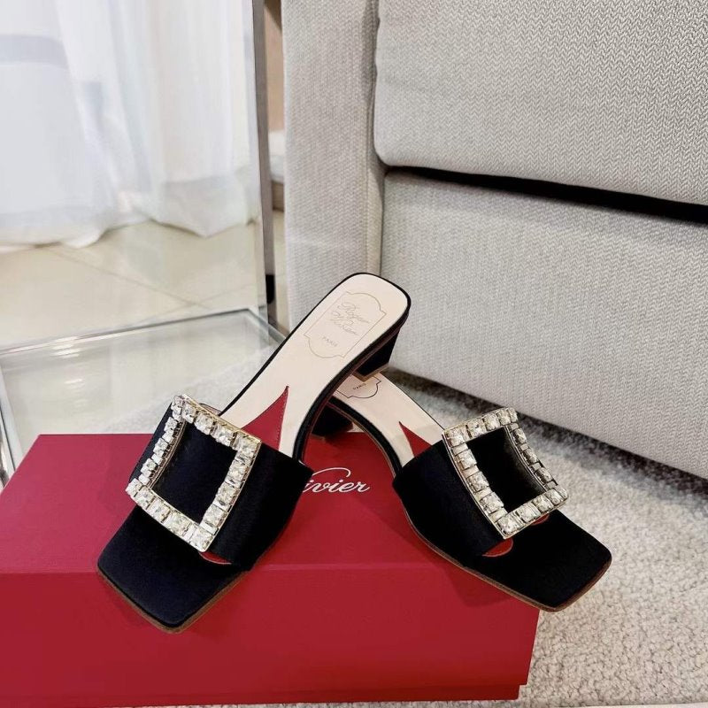 Square Button Mueller Shoes SH00133