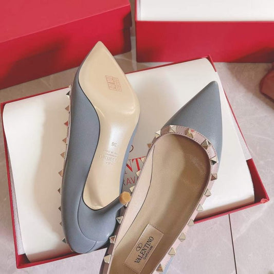 Valentino Classic Rivet Shoes SH00173