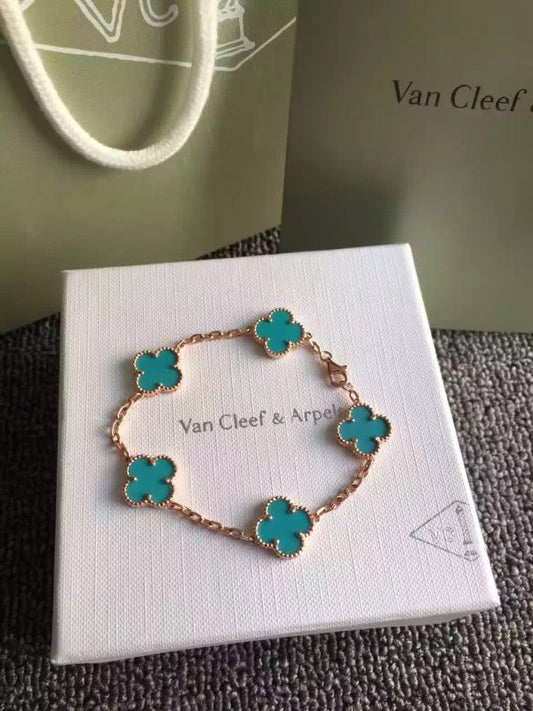Van Cleef and Arpels Van Kjabel Lucky Bracelet JWL00421