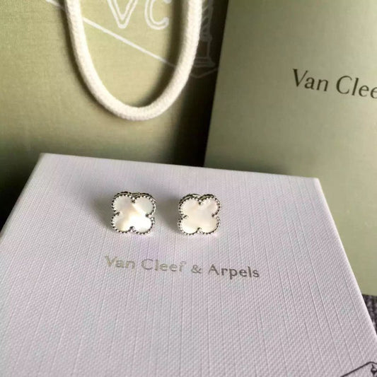 Van Cleef and Arpels Van Kjabel Lucky Earring JWL00412