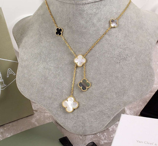 Van Cleef and Arpels Van Kjabel Lucky Necklace JWL00417
