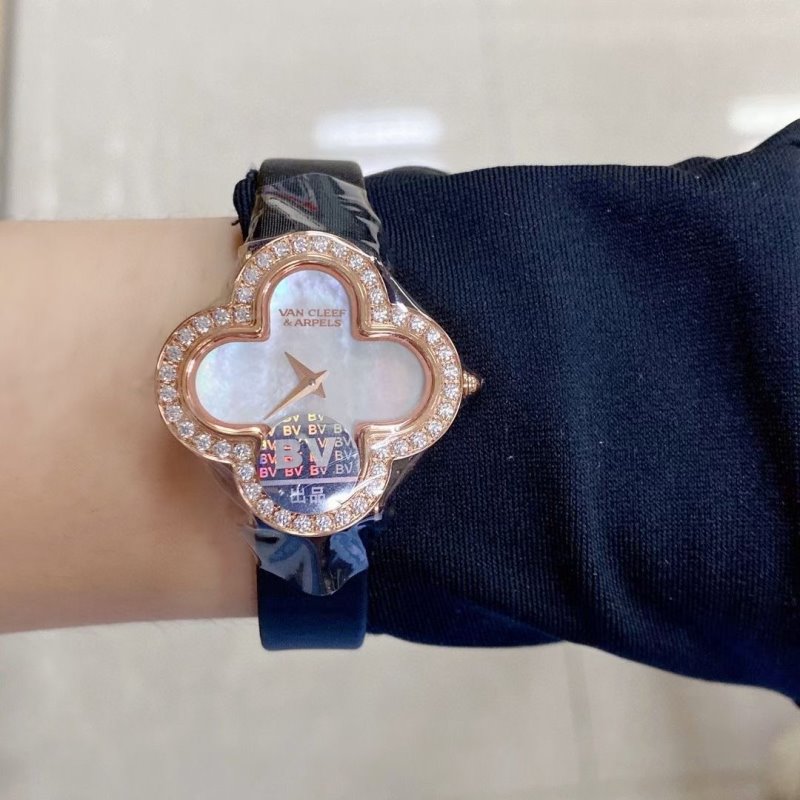 Van cleef and arpels Alhambra Series Wrist Watch WAT01591