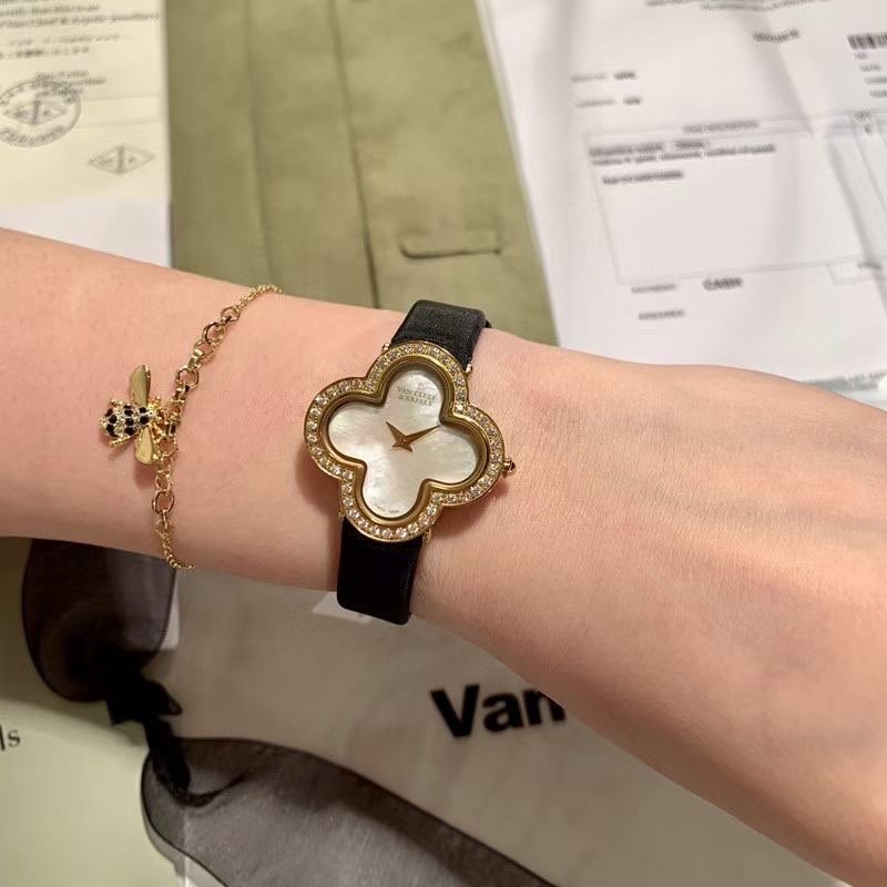 Van cleef and arpels Alhambra Series Wrist Watch WAT01593