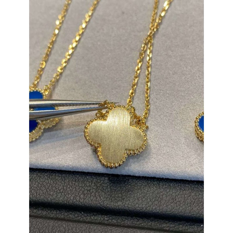 Van Cleef and Arpels Four Leaf Clover Chain JWL00221