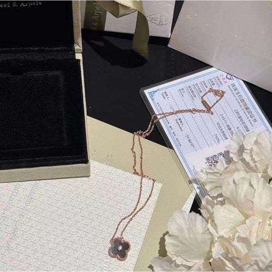 Van Cleef and Arpels Four Leaf Clover Necklace JWL00163