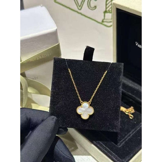 Van Cleef and Arpels Four Leaf Clover Necklace JWL00167