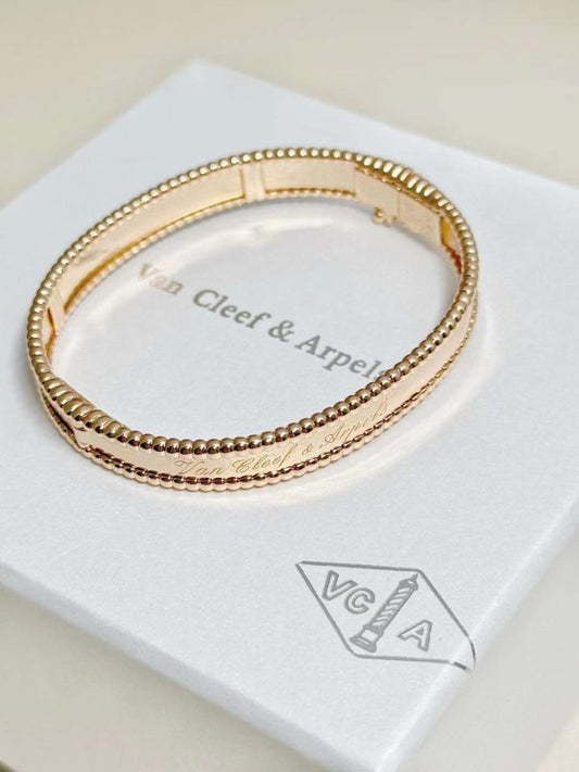 Van Cleef and Arpels Perlee Bracelet JWL00118