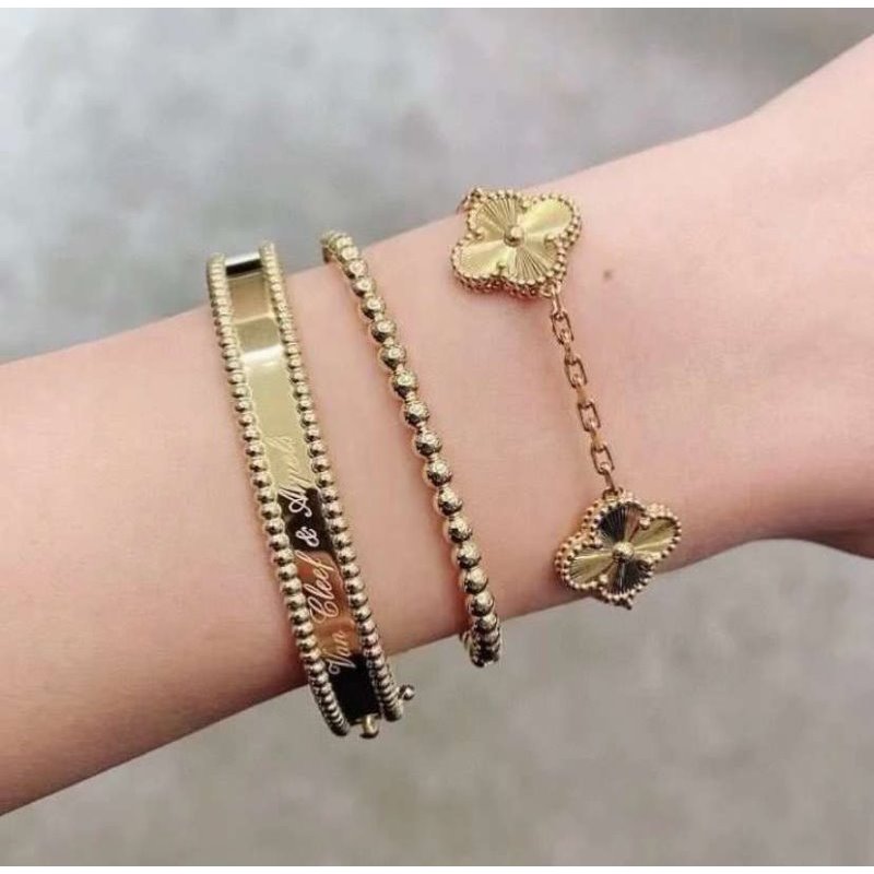 Van Cleef and Arpels Perlee Bracelet JWL00119