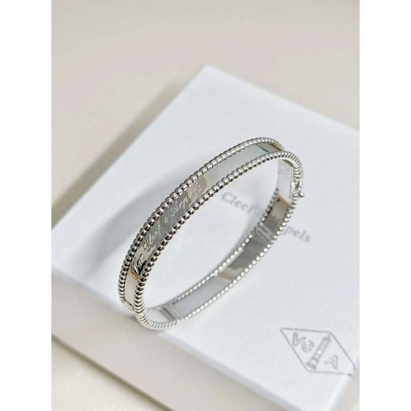Van Cleef and Arpels Perlee Bracelet JWL00120