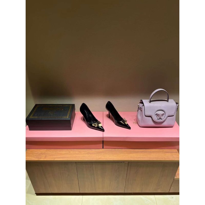 Versace High Heeled Pointed Shoes SHS05177