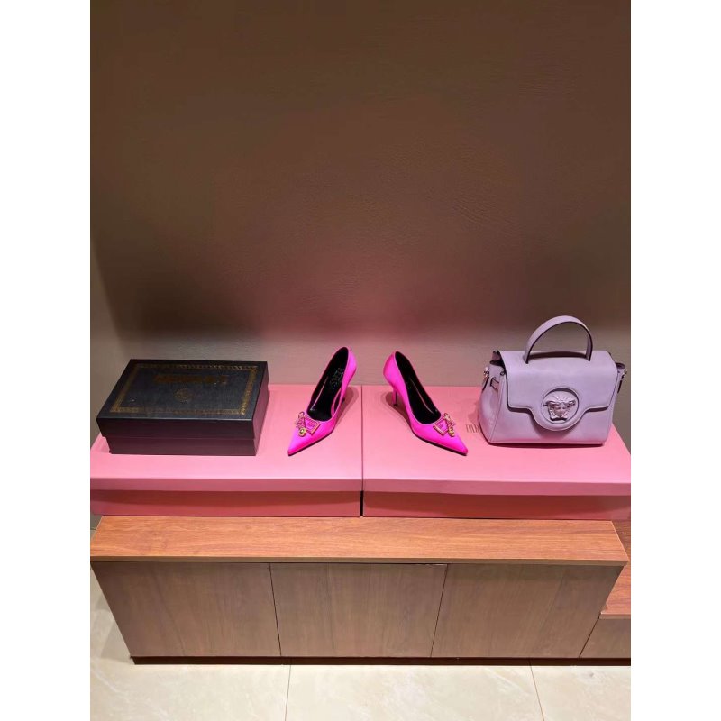 Versace High Heeled Pointed Shoes SHS05180