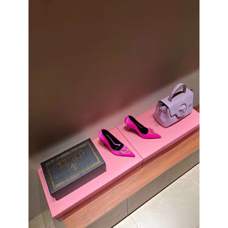 Versace High Heeled Pointed Shoes SHS05180