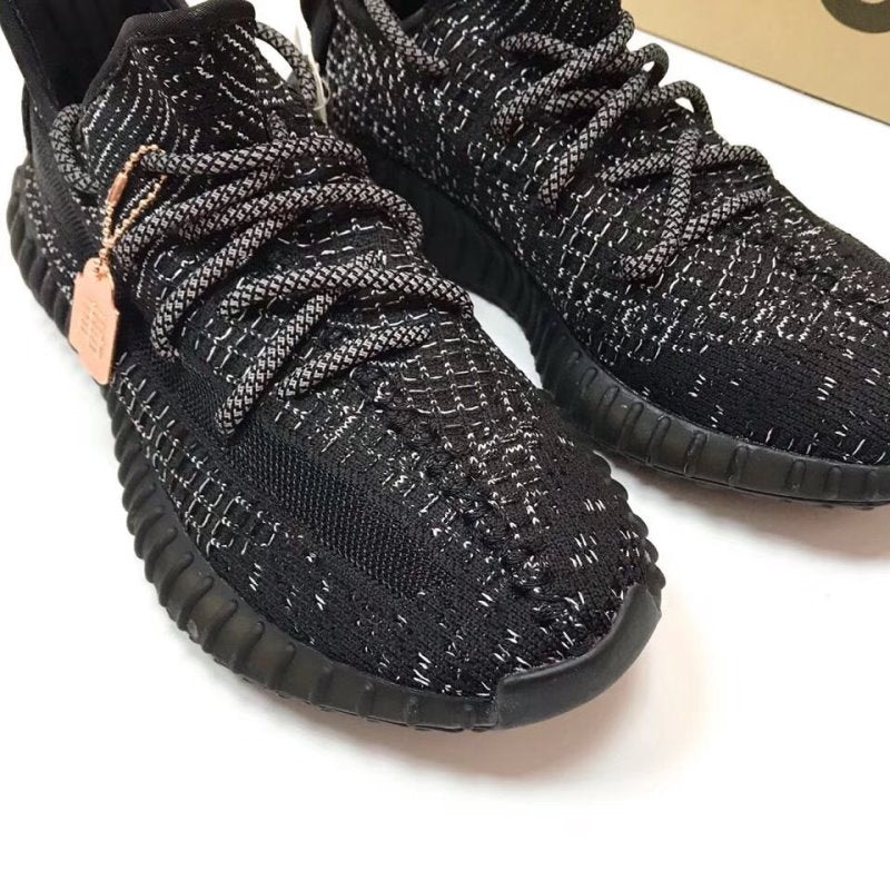 Yeezy Black Boost 350 v2 Sneakers SYZ00084
