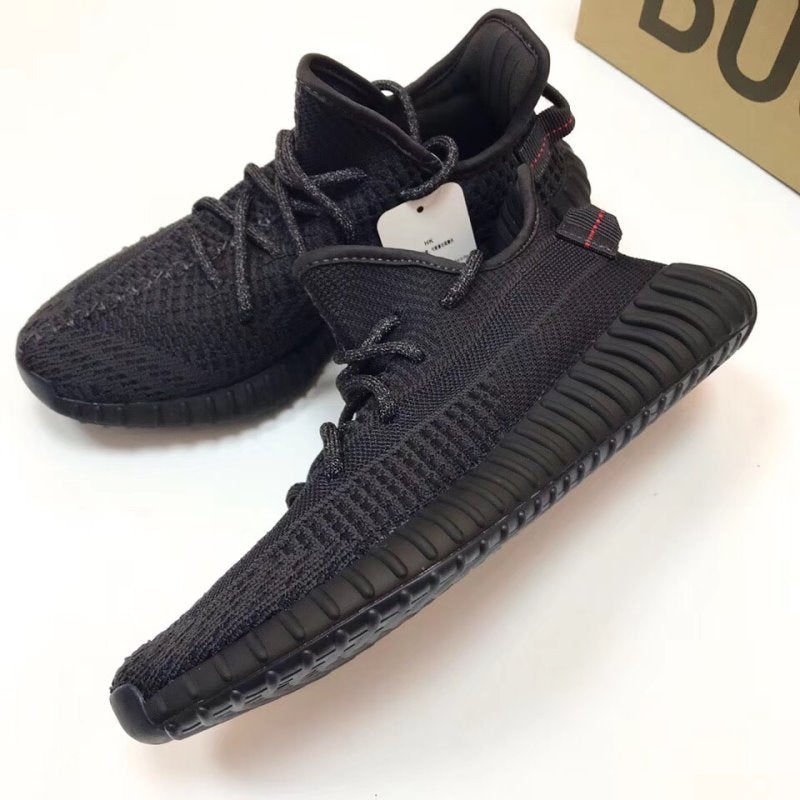 Yeezy Black Boost 350 v2 Sneakers SYZ00085
