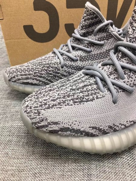 Yeezy Gray Boost 350 V2 Sneakers SHS00319